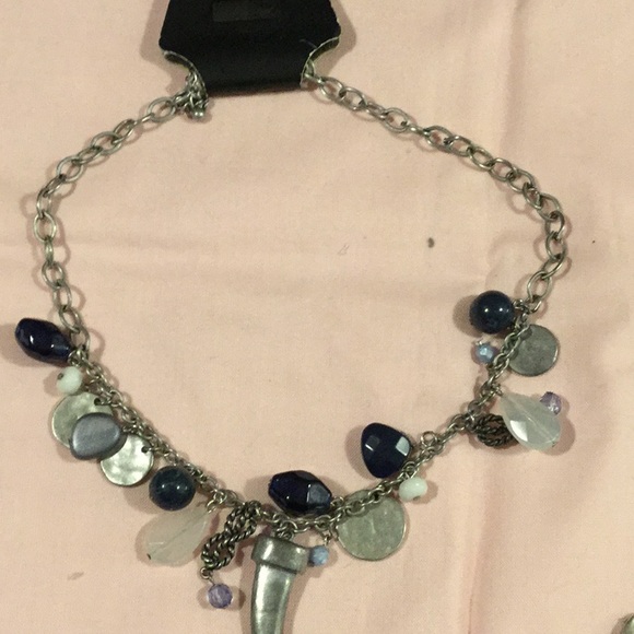 LANE BRYANT, 21” Silvertone Necklace,With Charms - Picture 7 of 7